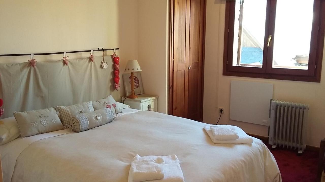 Apartamentos Tanau 巴奎伊拉-贝莱特 外观 照片